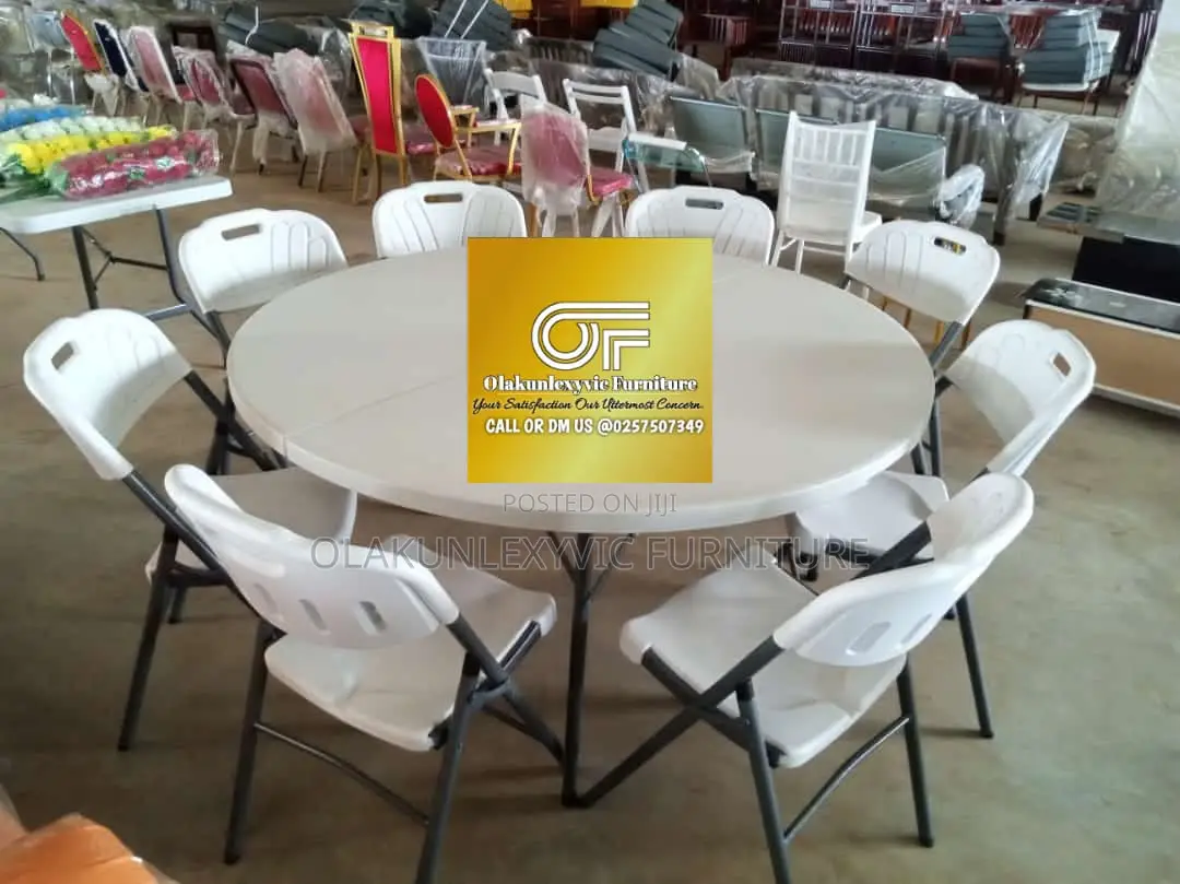 Round Table