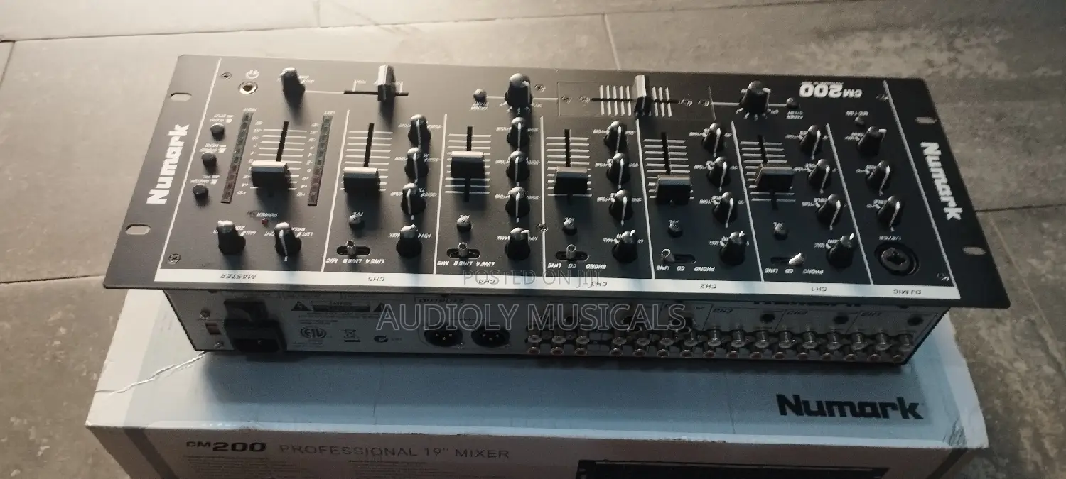 Numark Cm200 Dj Mixer