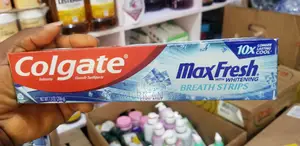 COLGATE Maxfresh With Whitening Breath Strips