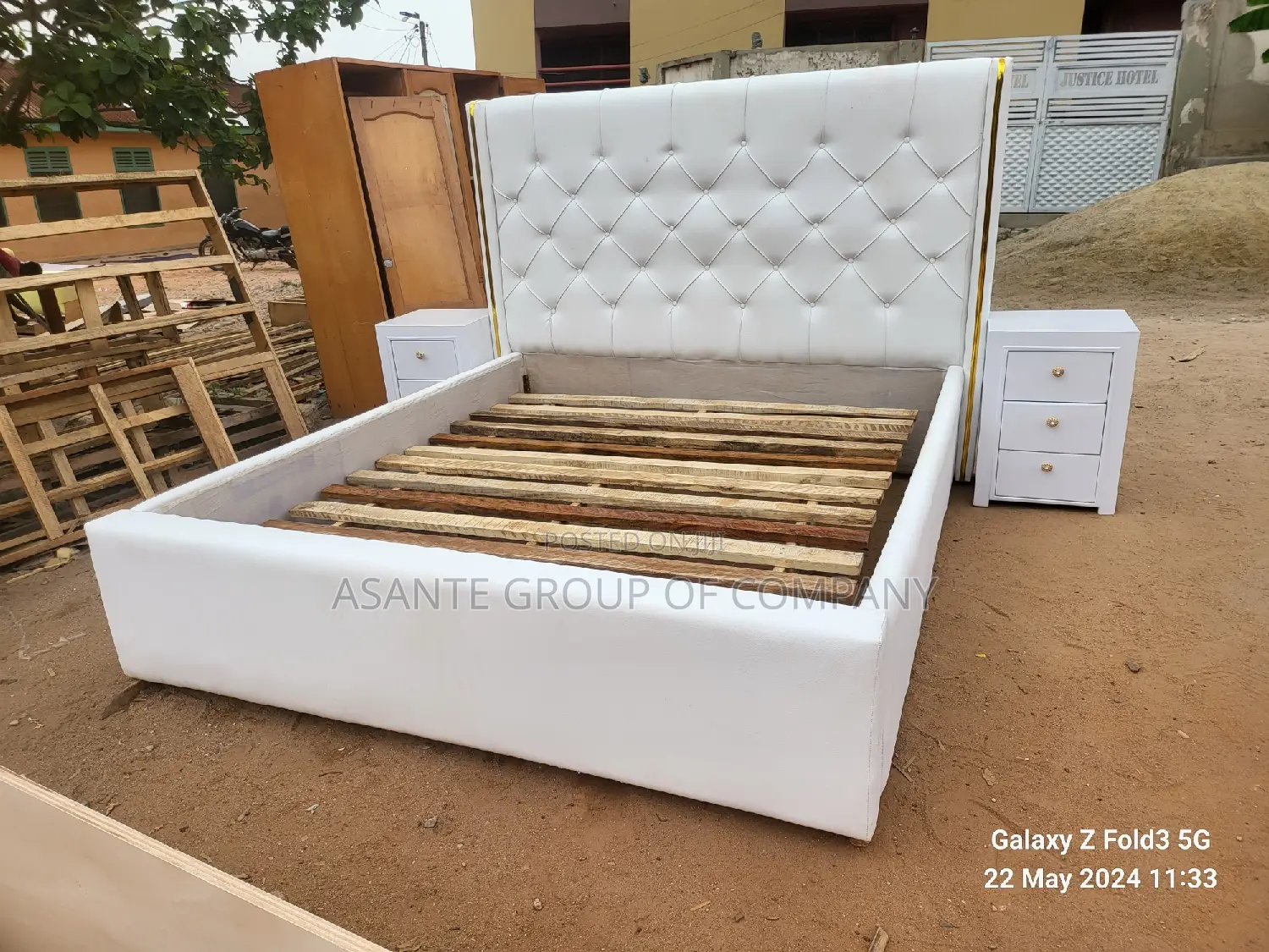 Quality and Affordable Modern Bed