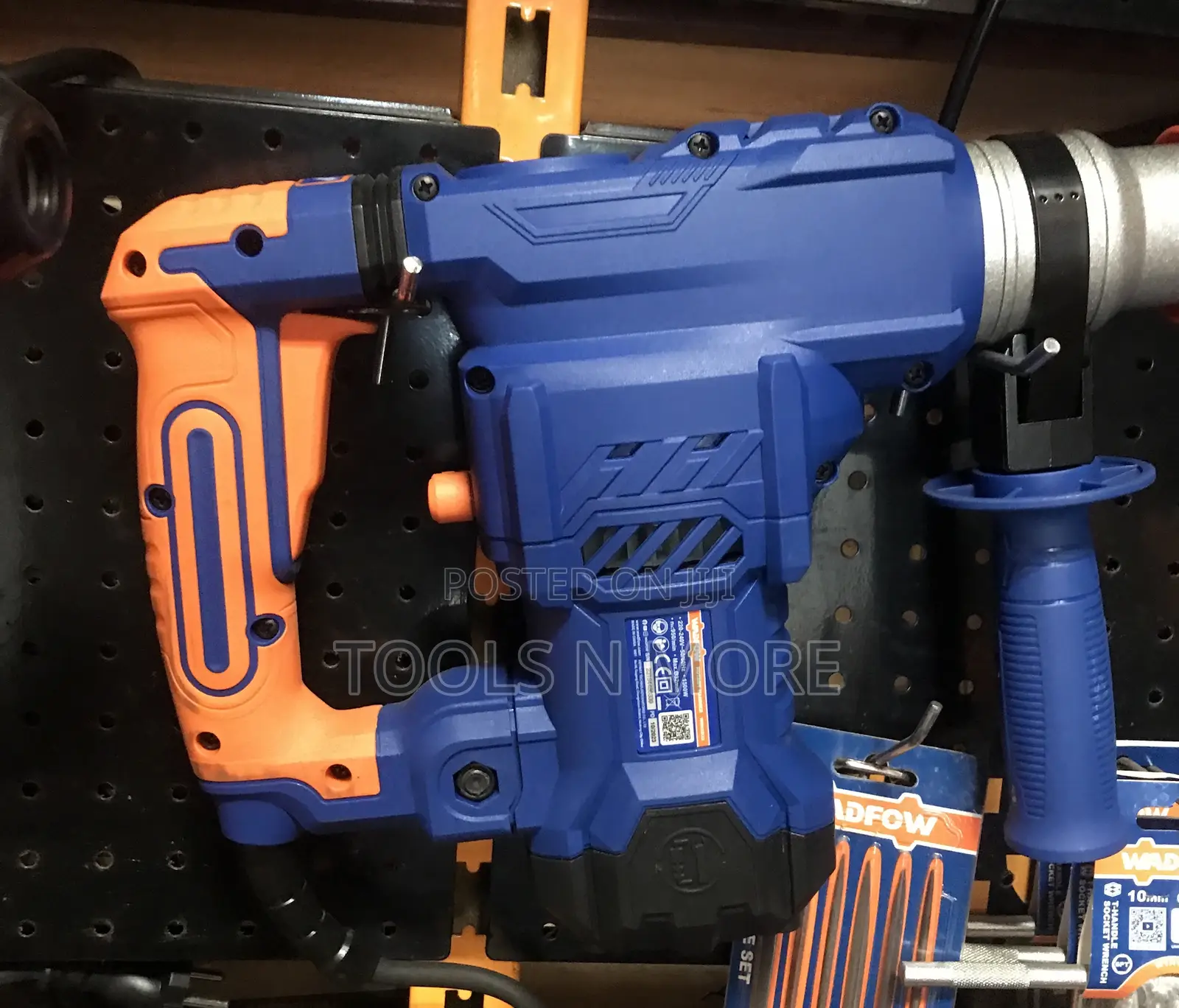 WADFOW Rotary Hammer (1500W)