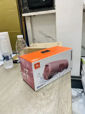 JBL Charge 5 Portable Waterproof Speaker With Powerbank.