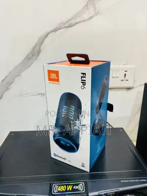 Bluetooth JBL Flip 6 Portable Wireless Speaker.