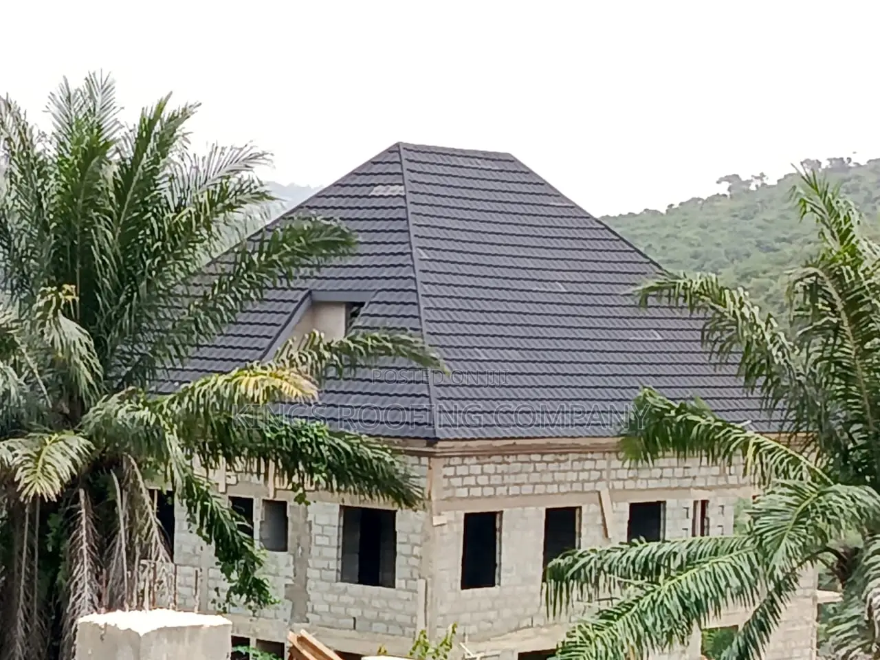 Roofing Sheet Made With Alu-zinc Coated With Stone.