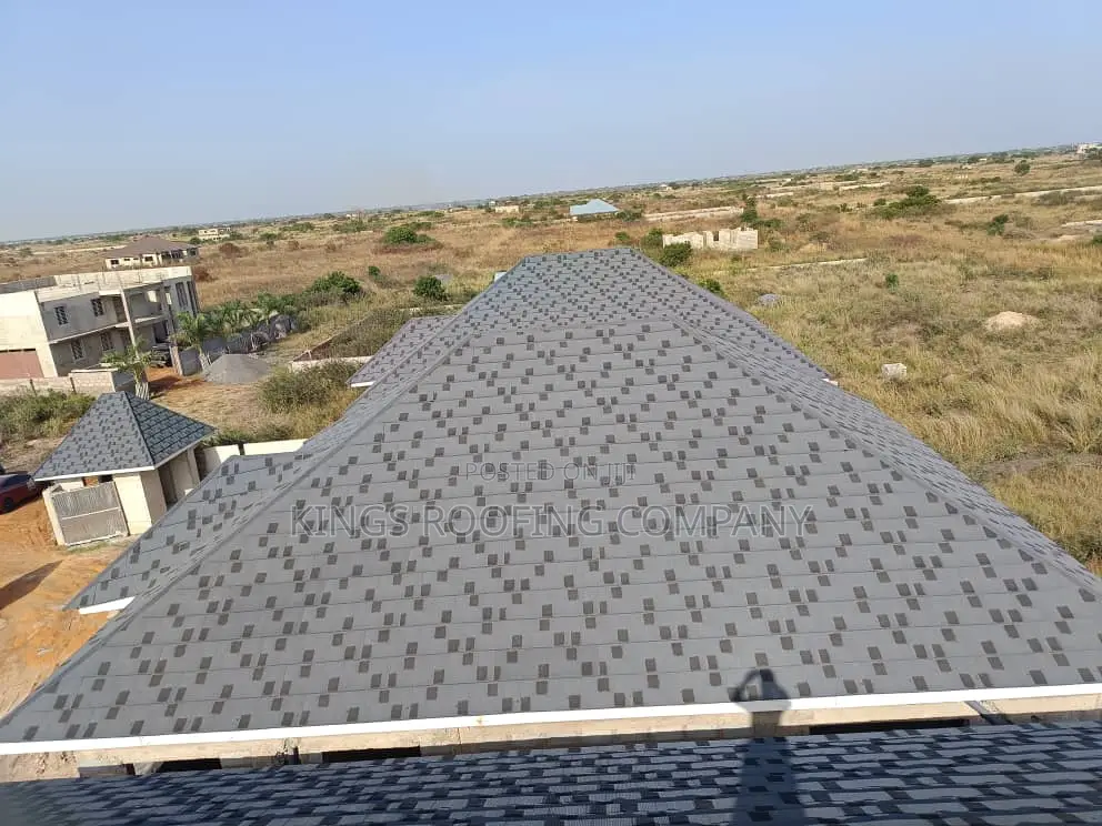 Roofing Sheet Made With Alu-zinc Coated With Stone.