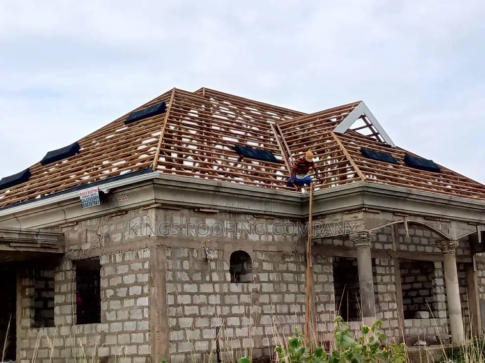 Roofing Sheet Made With Alu-zinc Coated With Stone.