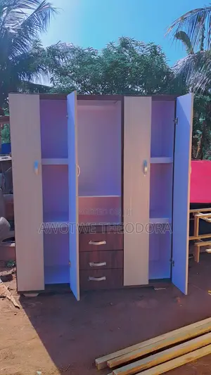 Quality 3in1 Wardrobe( Payment After Delivery)
