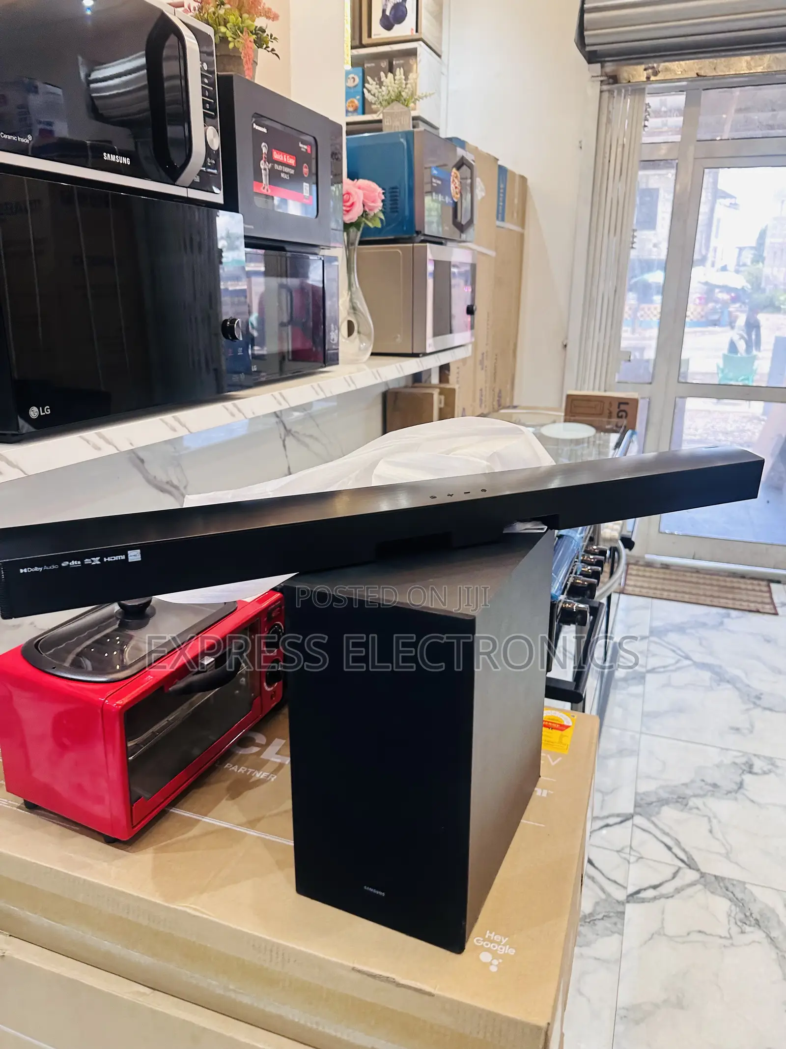 Samsung B650 -HW Black Soundbar With Woofer Black