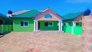 3 Bedroom for Sale in Kasoa Roman