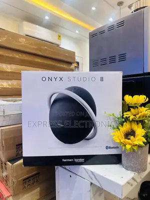 Nice Black Onyx 8 Bluetooth Speaker 
