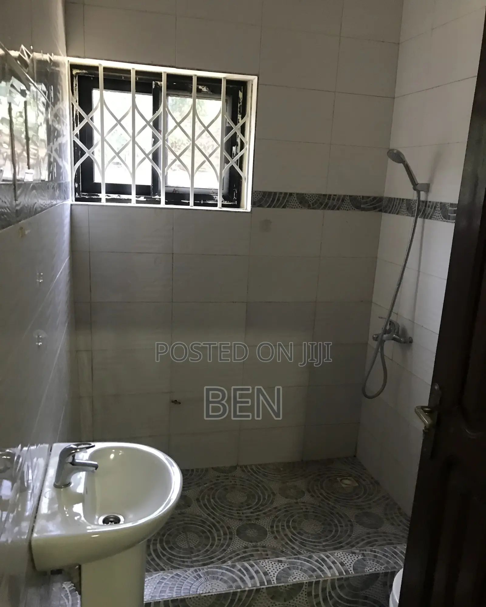 2bdrm Apartment in Abelenkpe, Abelemkpe for rent