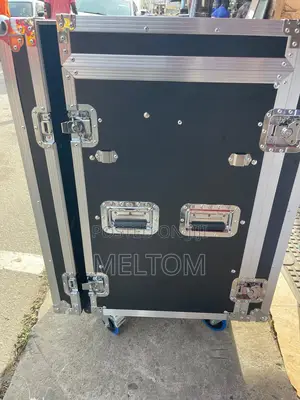 Dj Rack/Flight Case 16u