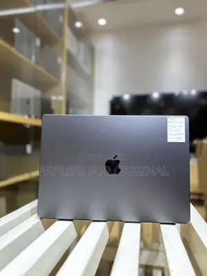 Apple MacBook Pro 2023 M2 Pro 16-inch 36GB Apple M3 Max SSD 512GB