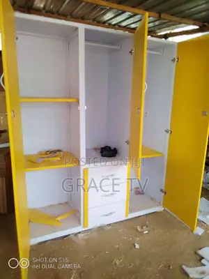 Quality 3 In1 Wardrobe