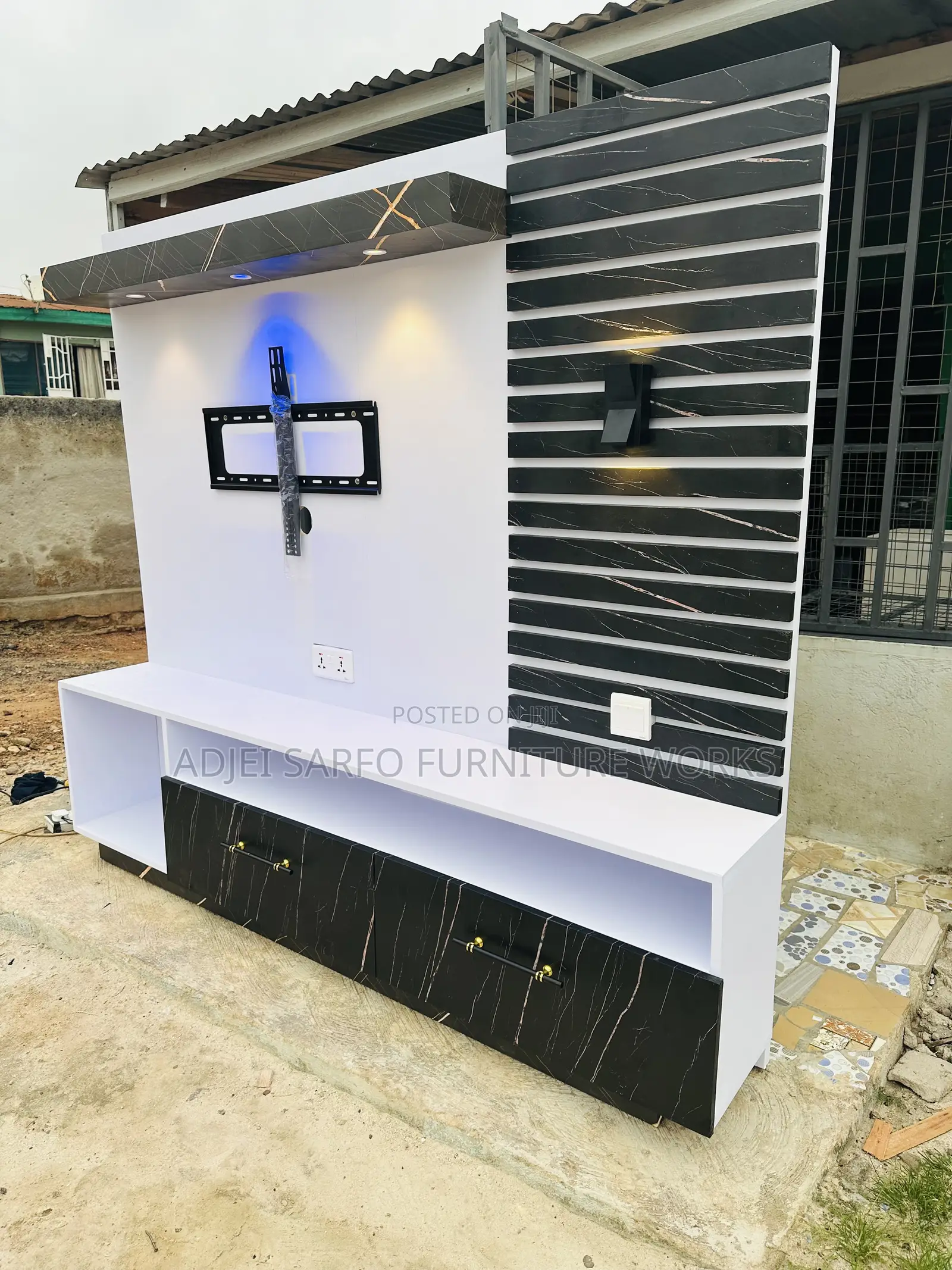 Original Led Tv Stand