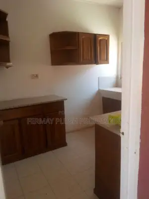 3bdrm House in Regimanuel Gray, Accra Metropolitan for sale