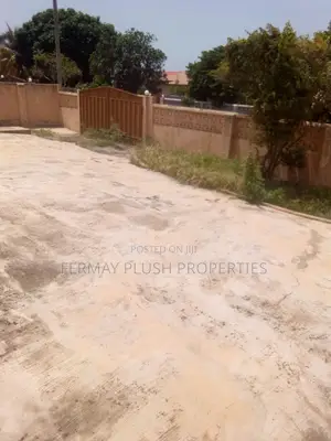 3bdrm House in Regimanuel Gray, Accra Metropolitan for sale
