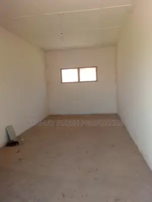 3bdrm House in Regimanuel Gray, Accra Metropolitan for sale