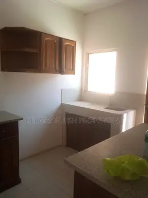 3bdrm House in Regimanuel Gray, Accra Metropolitan for sale