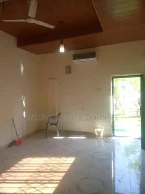 1bdrm Apartment in Hfc Estate, Spintex for rent