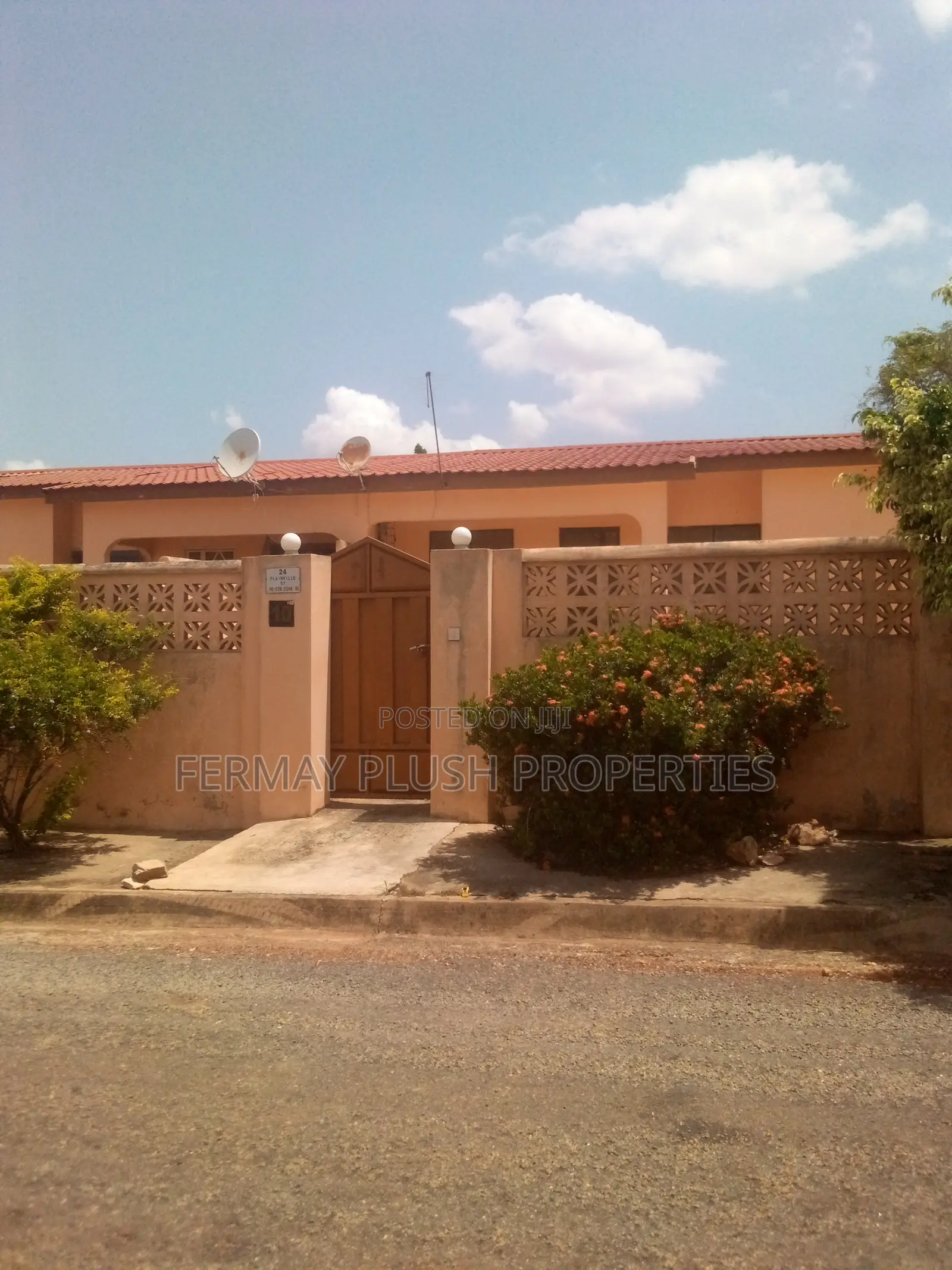 3bdrm House in Regimanuel Gray, Accra Metropolitan for sale