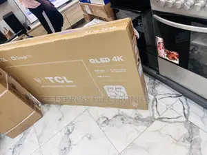QLED UHD Smart TCL Slim Sleek 65C645.