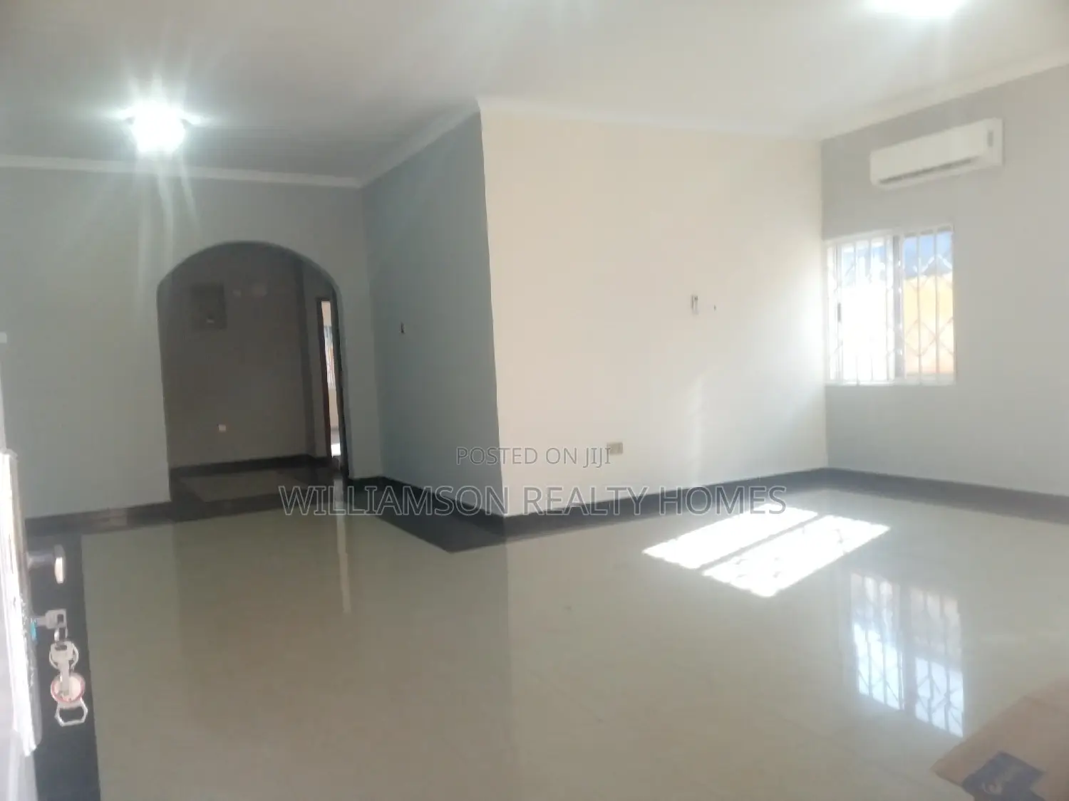 3bdrm House in Community 18 Area, Spintex for rent