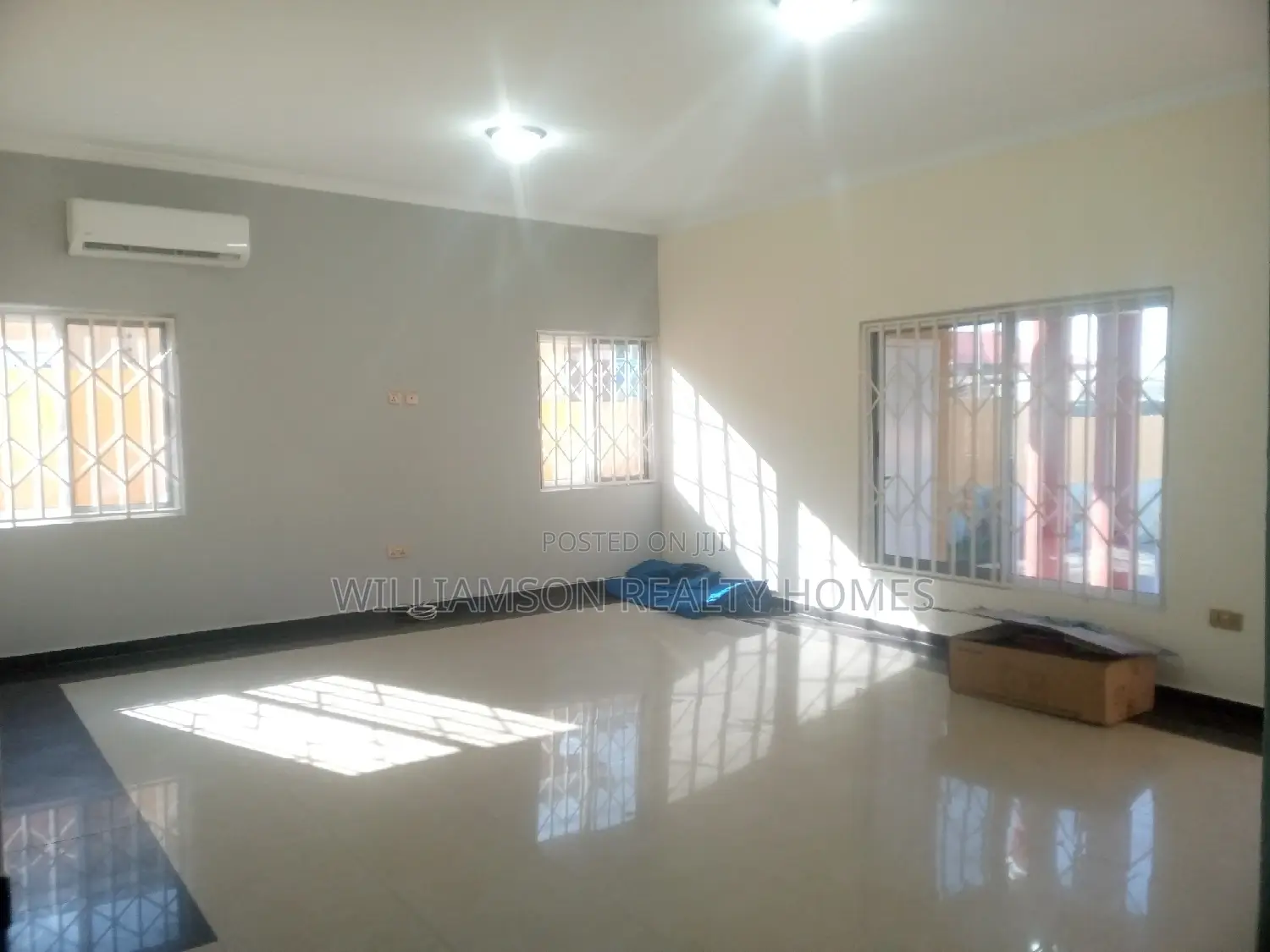 3bdrm House in Community 18 Area, Spintex for rent