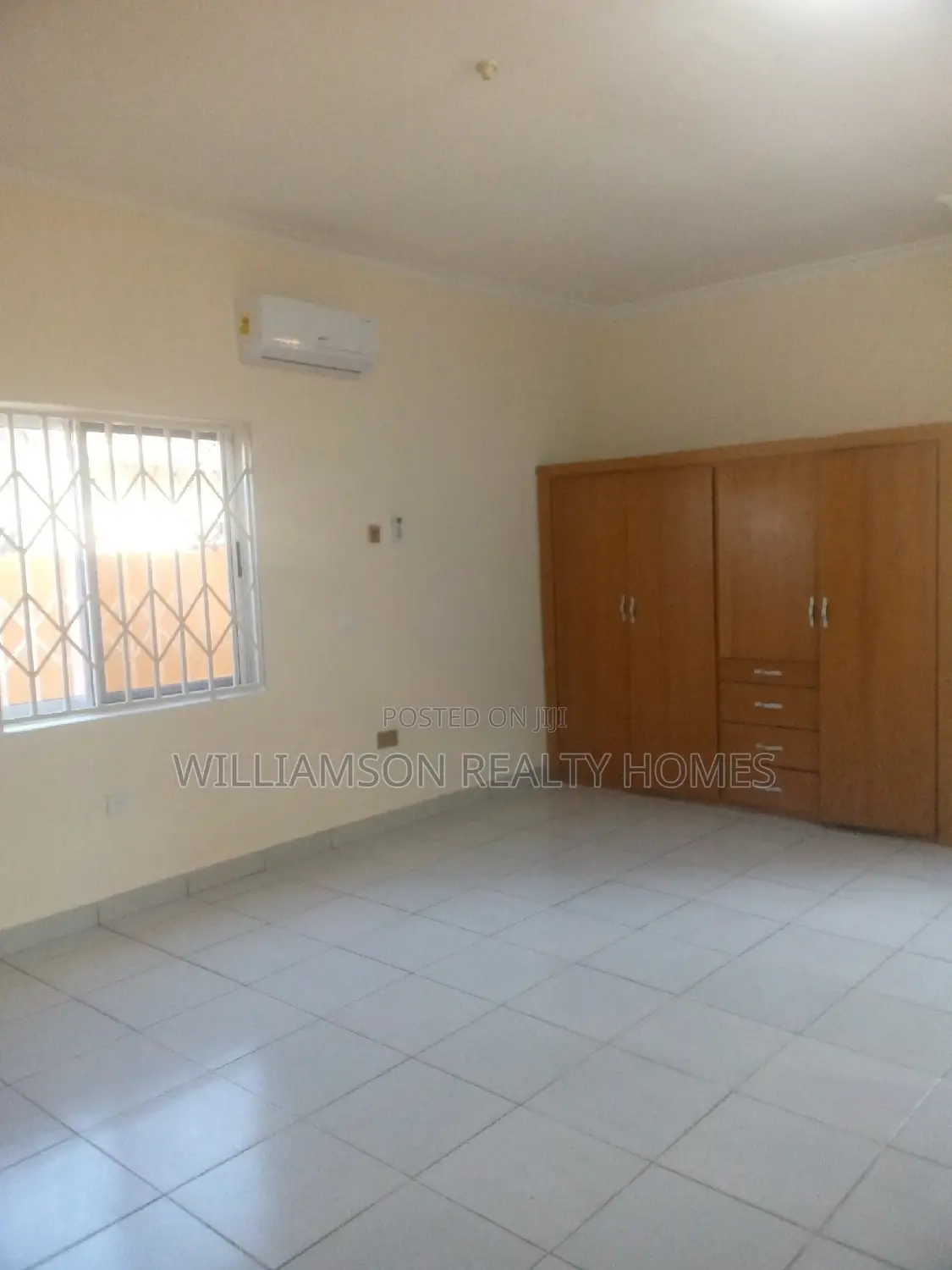 3bdrm House in Community 18 Area, Spintex for rent