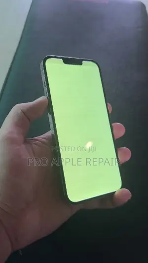 iPhone 13,14,15 Series Screen Repair