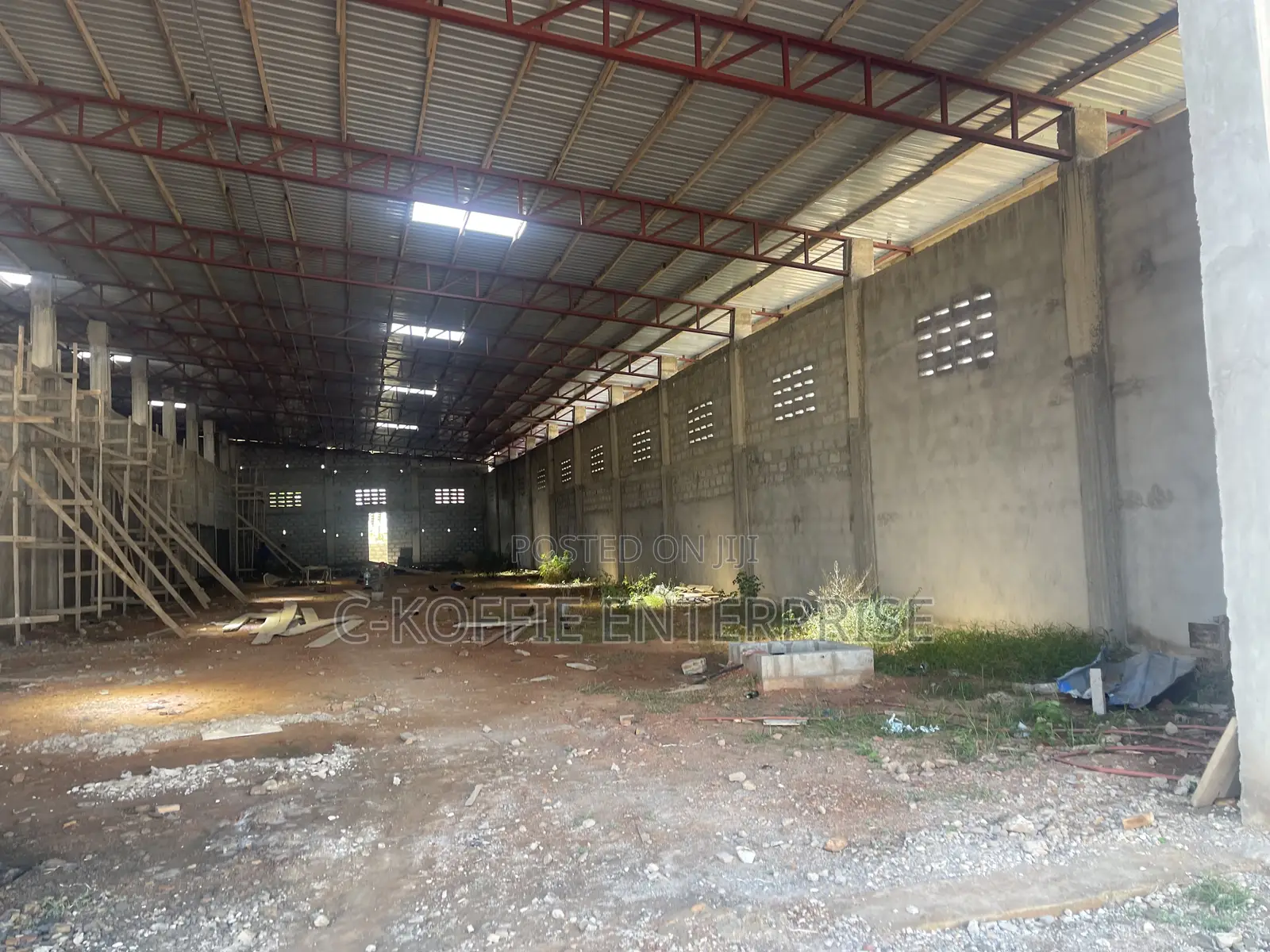 800 SQM Warehouse at Tema-Vaco