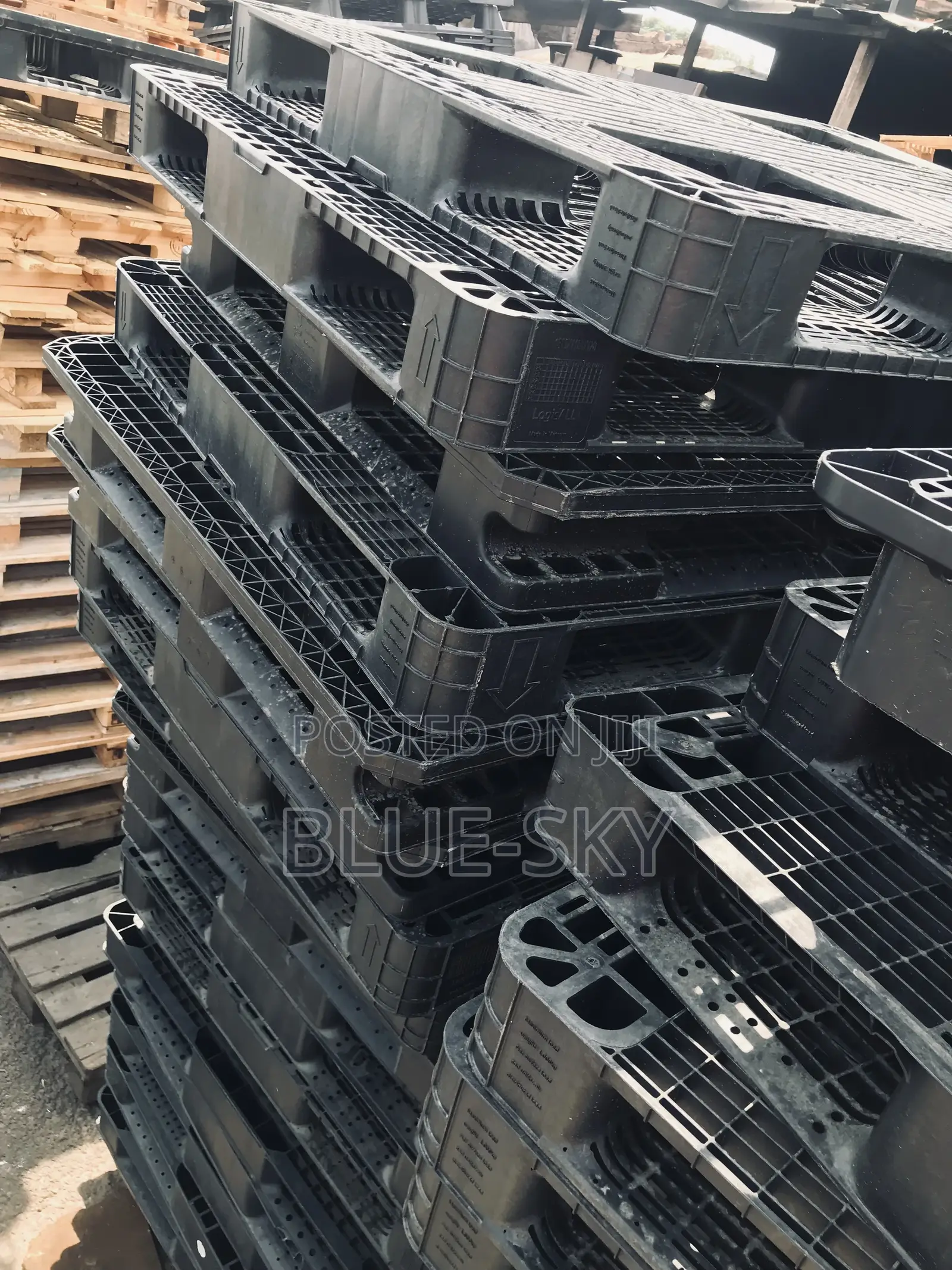 Rubber Plastic Pallets for Sale