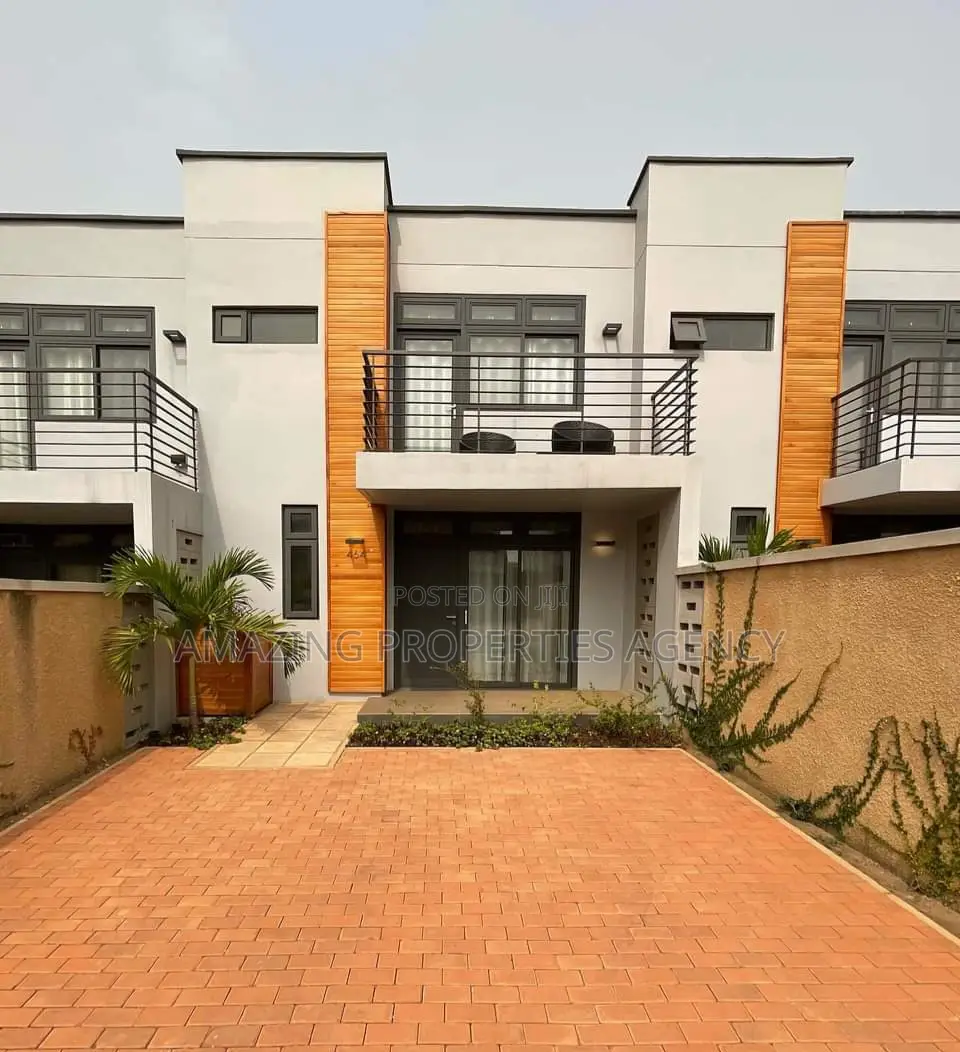 2bdrm House in Oyarifa for sale