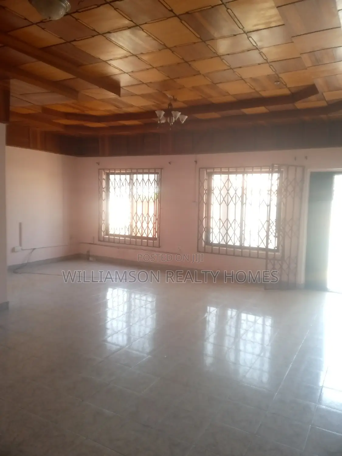 3bdrm House in Community 20 Estate, Spintex for rent