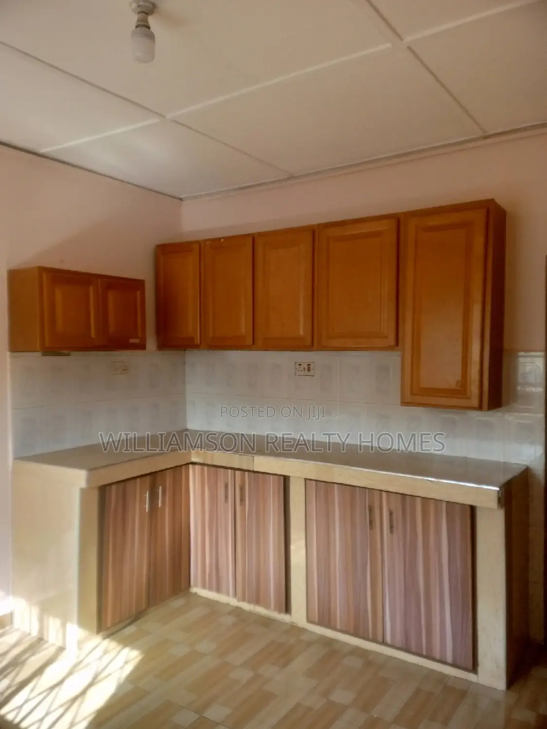 3bdrm House in Community 20 Estate, Spintex for rent