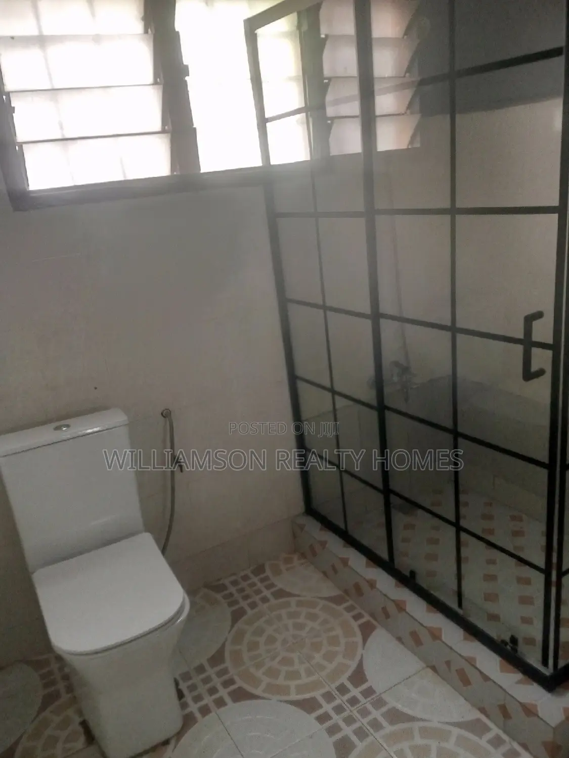 3bdrm House in Community 20 Estate, Spintex for rent