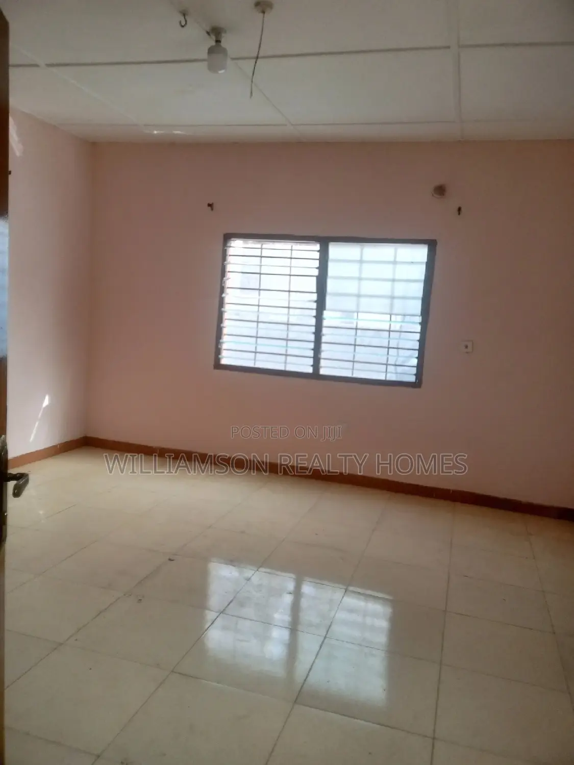 3bdrm House in Community 20 Estate, Spintex for rent