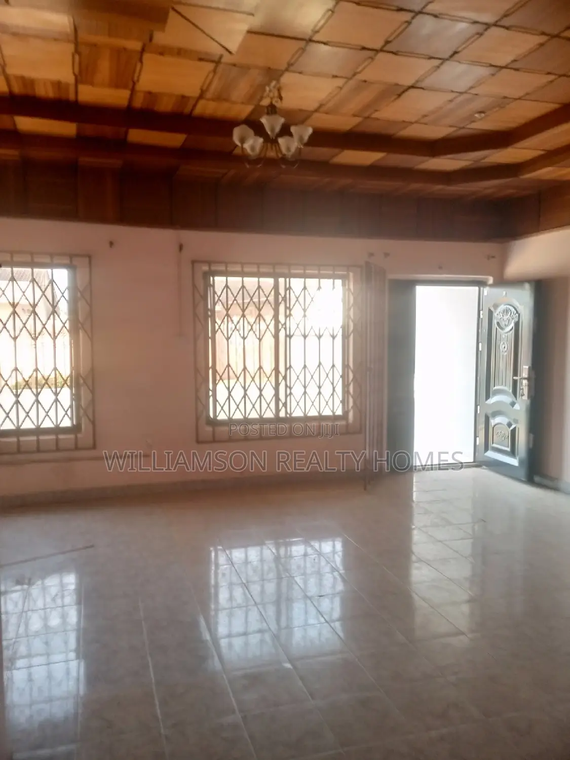 3bdrm House in Community 20 Estate, Spintex for rent