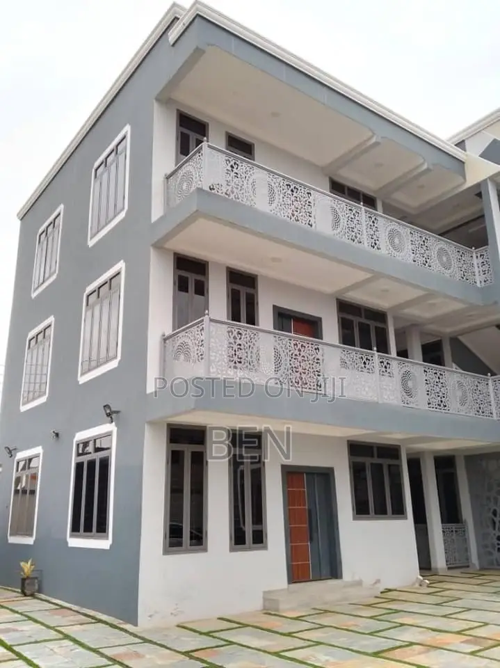 2bdrm Apartment in Lapaz Racecourse for rent