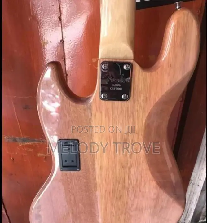 Bass Guitar (Active)