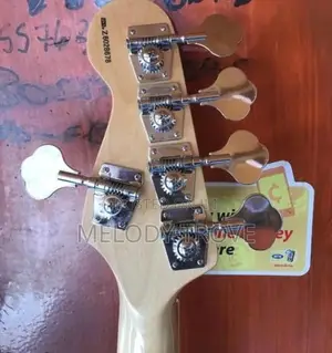 Bass Guitar (Active)