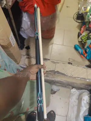 Snooker Cue Stick Screw Type Available