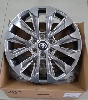 Toyota Landcruiser2023 (20 Inch)