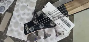 Ibanez GSR-185 Guitar