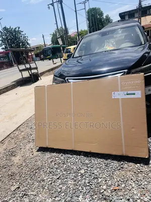 Samsung 65”Cu8000 UHD Smart Screen  Glossy LED Tv. 