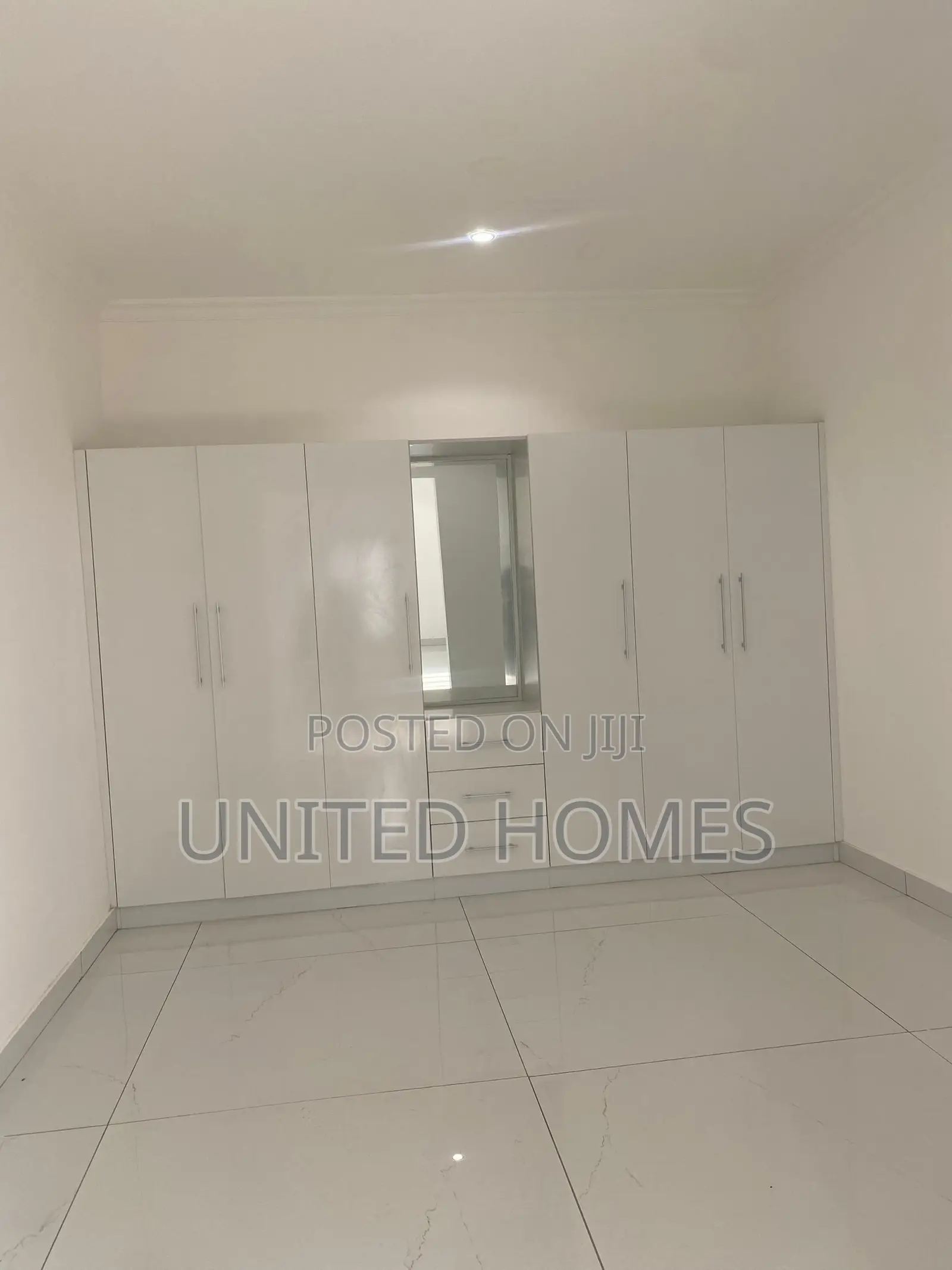 7bdrm House in East Legon for rent