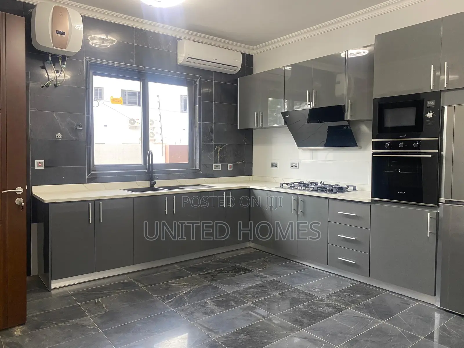 7bdrm House in East Legon for rent