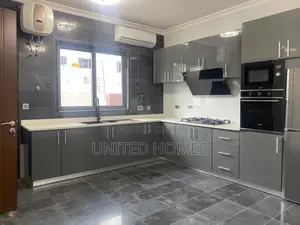 7bdrm House in East Legon for rent