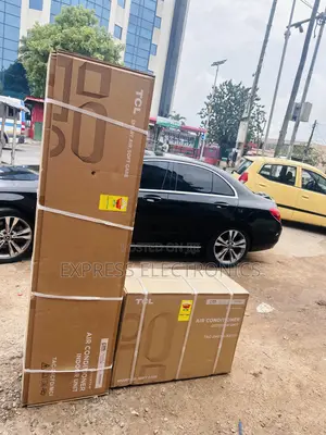 Unique Design TCL Floor Standing 2.0hp Inverter 