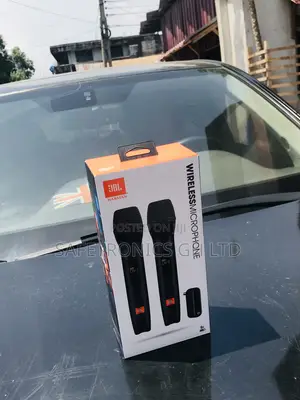 JBL Black Wireless Microphone  Set 
